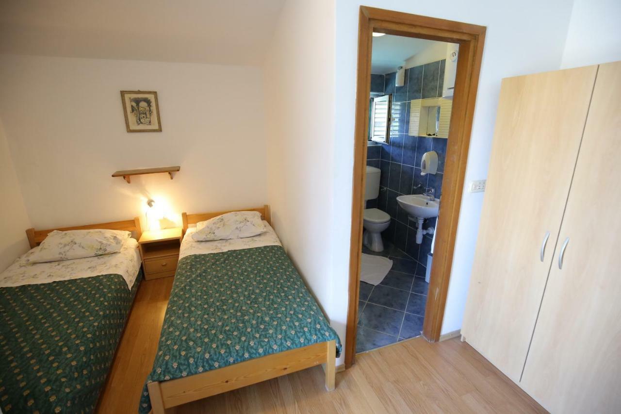 Apartment And Rooms Roko Zaglav Kültér fotó