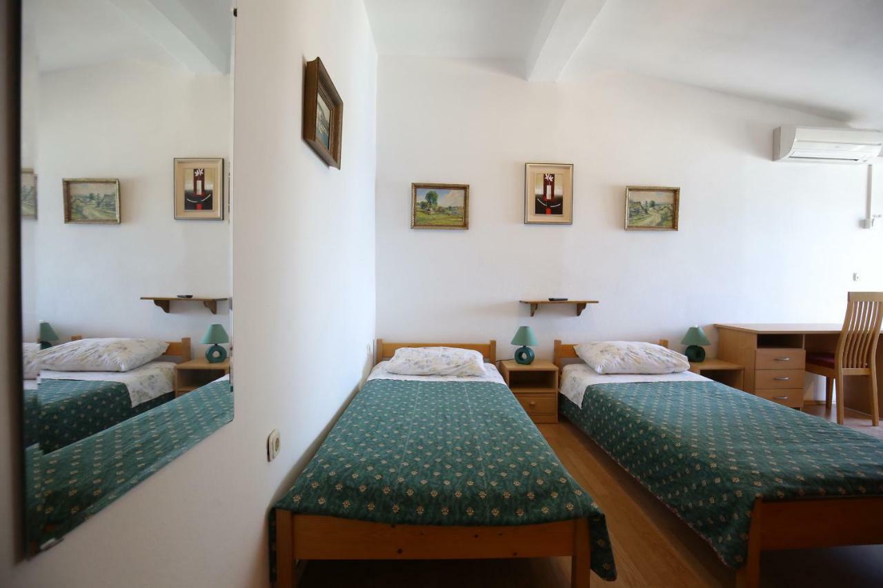 Apartment And Rooms Roko Zaglav Kültér fotó